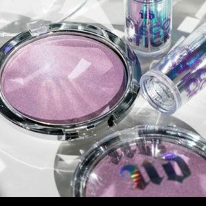 Urban decay disco queen highlight